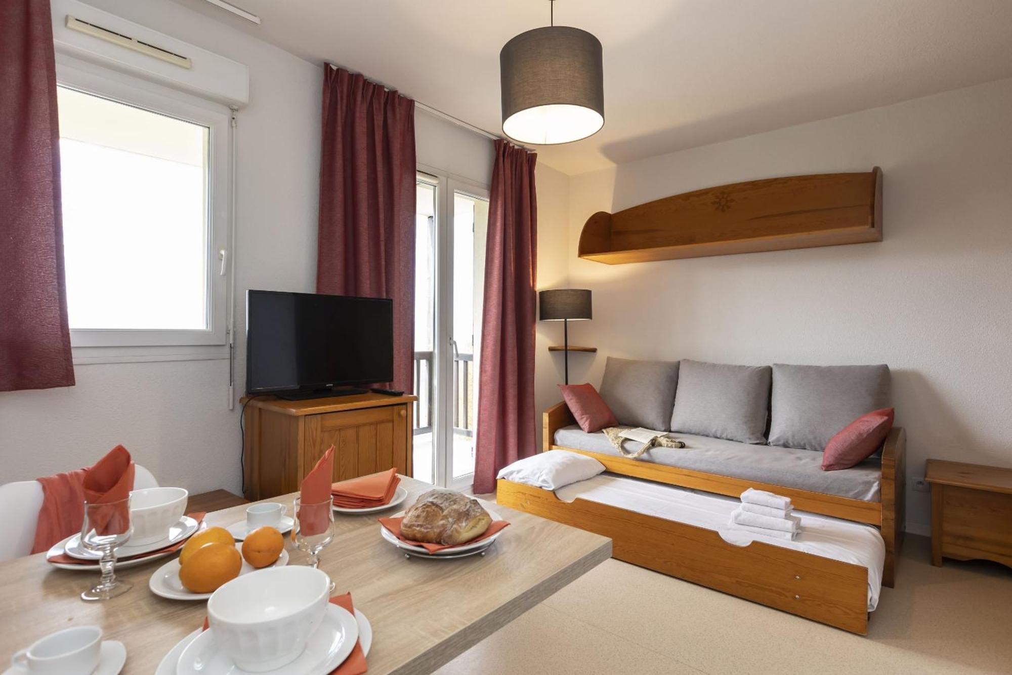 Residence Odalys Mille Soleils Font-Romeu-Odeillo-Via Dış mekan fotoğraf